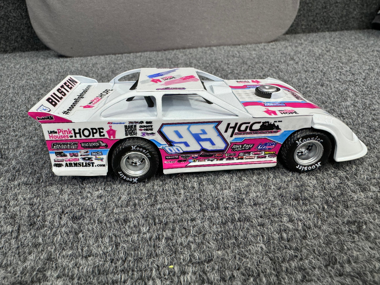 World 100 Little Pink Mini Pullback Car